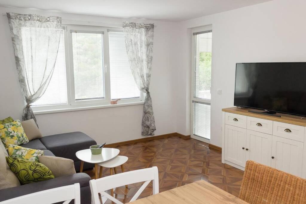 Perfect Summer Vacation Rental - One-Bedroom Flat By Flat Mаnager Topola Esterno foto